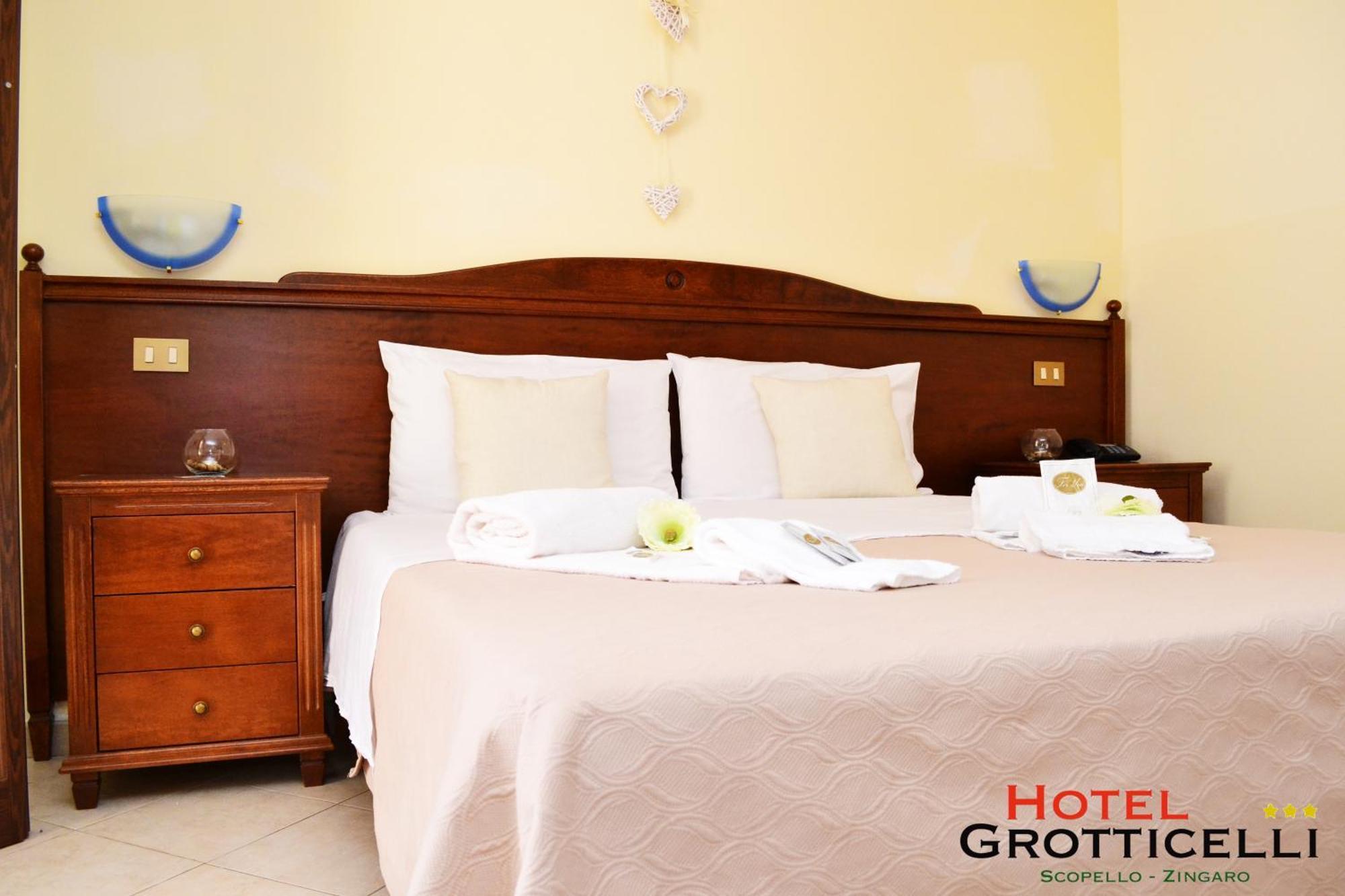 Grotticelli 3*